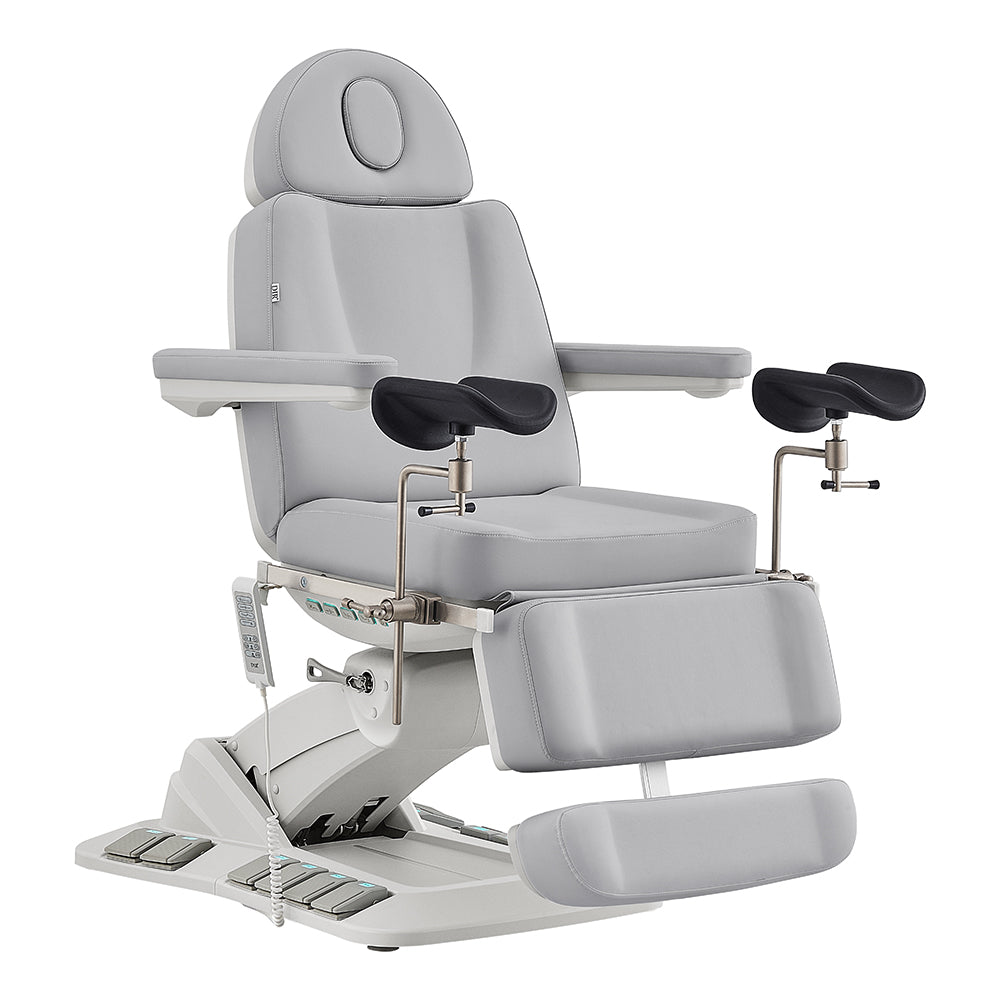 Geneva Medical Treatment Table with stirrups