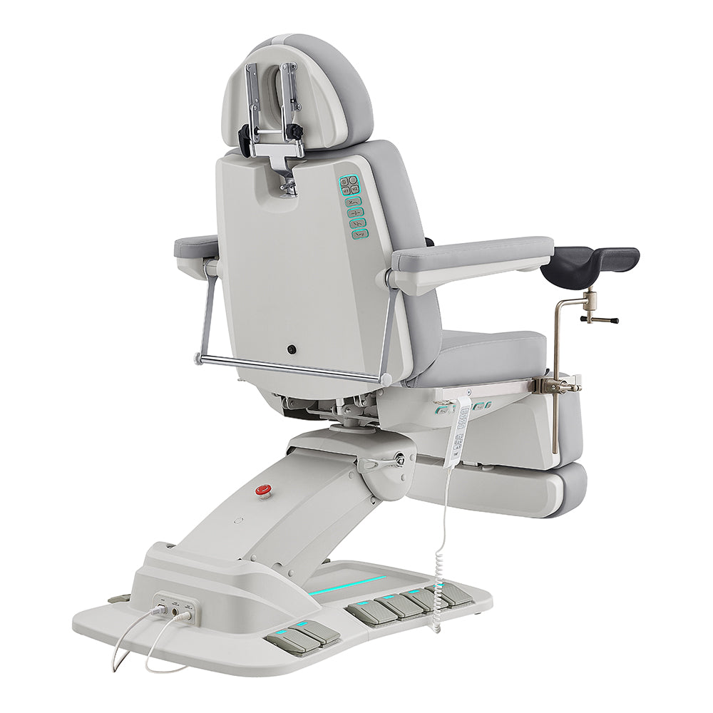 Geneva Medical Treatment Table with stirrups
