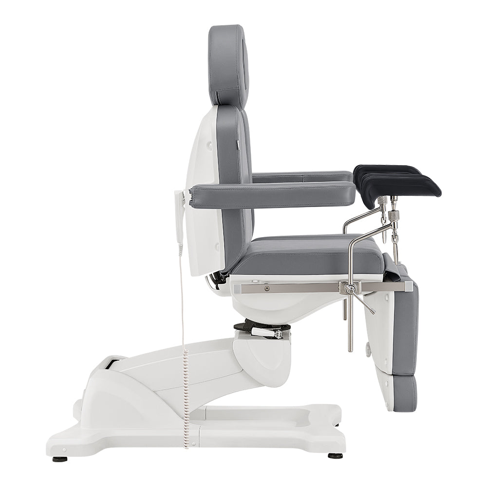 Pavo OB Medical treatment Table with Stirrups